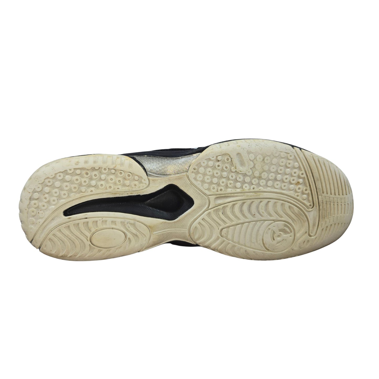 Turf TR2170 Sports Shoes (Black/White)